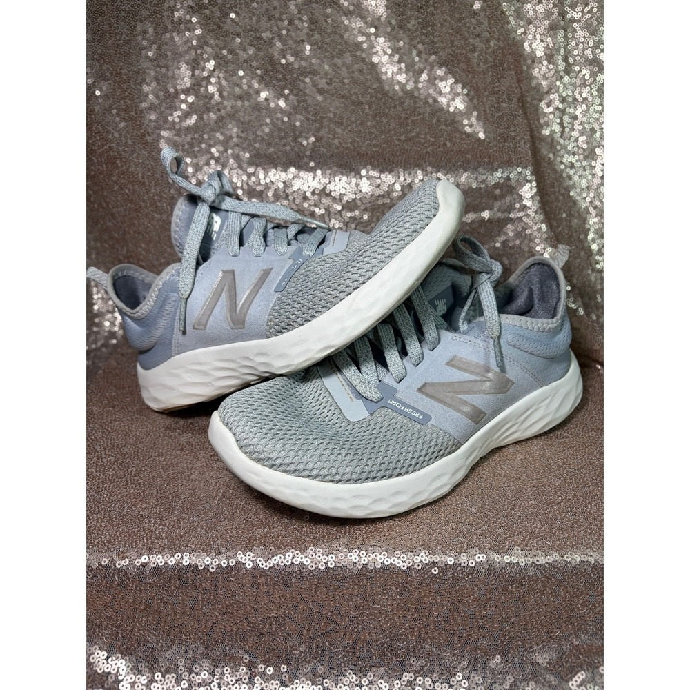 New Balance Fresh Foam Sport v2 Women's Size 8 Light Gray Running Shoes WSPTMG2